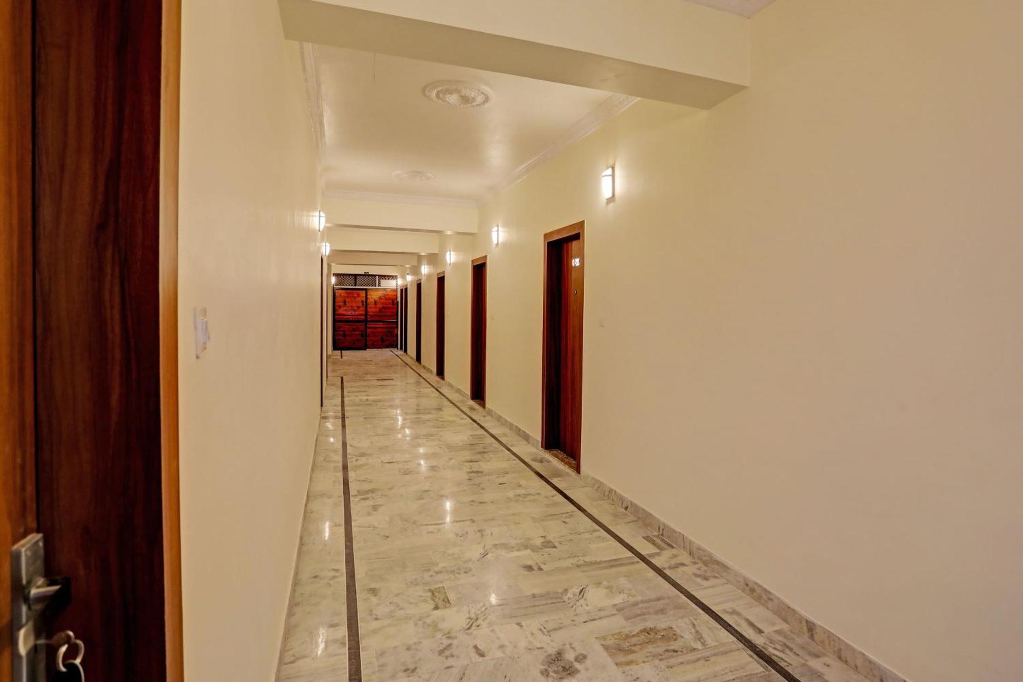 Hotel O Al Diwan Banquet And Suites Kanpur Dış mekan fotoğraf