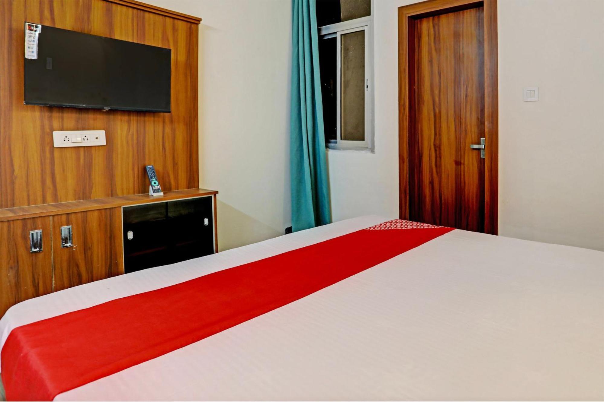 Hotel O Al Diwan Banquet And Suites Kanpur Dış mekan fotoğraf